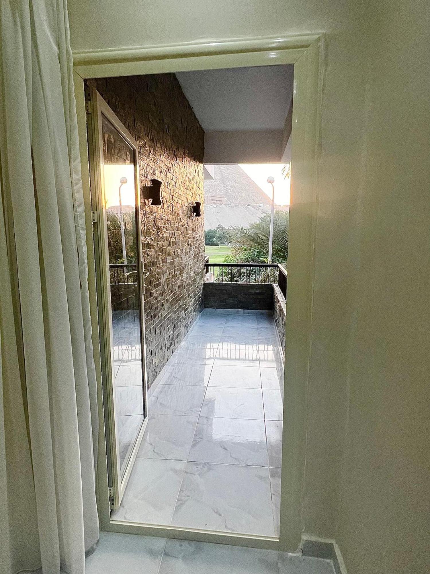 New Glamour Pyramids Hotel Kafrat al Jabal Bagian luar foto