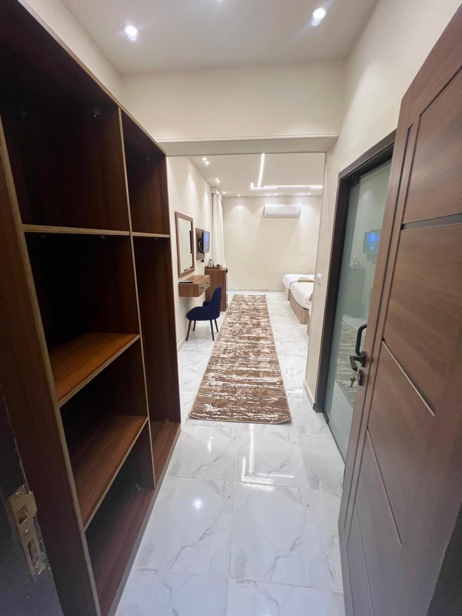 New Glamour Pyramids Hotel Kafrat al Jabal Bagian luar foto