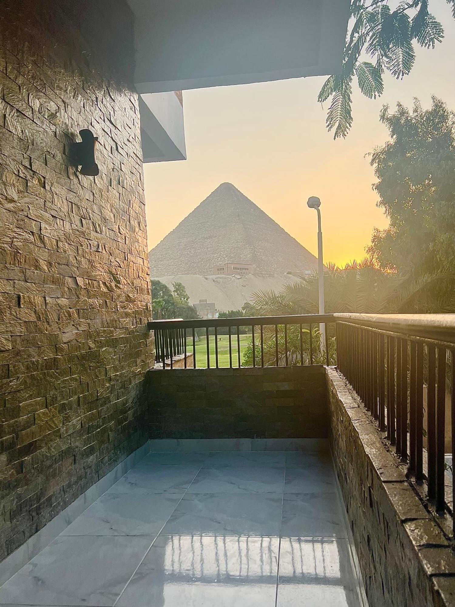 New Glamour Pyramids Hotel Kafrat al Jabal Bagian luar foto