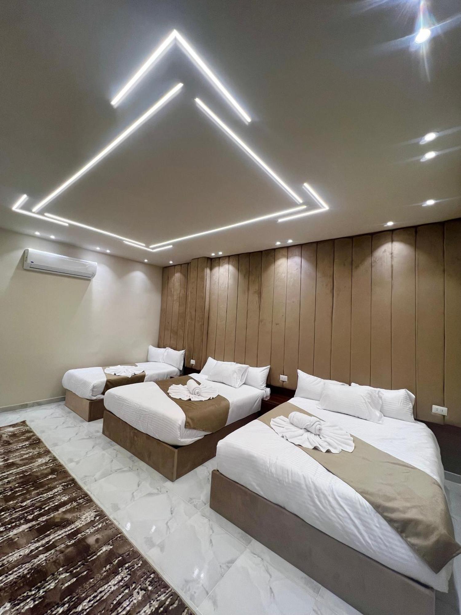 New Glamour Pyramids Hotel Kafrat al Jabal Bagian luar foto